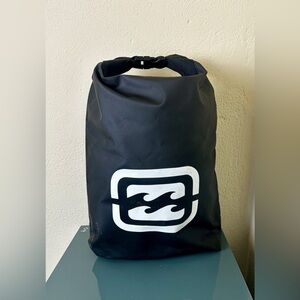 Billabong Roll Top Wet Dry Bag Black Med Beach All Day Collection Built In Sheet